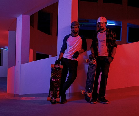 Αθλητές Longboard Guto και Sebastian G 310 R Park n Ride Challenge