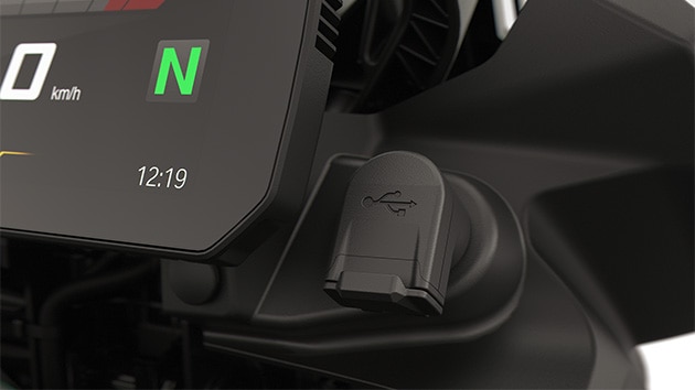 Η θύρα USB της F 800 GS