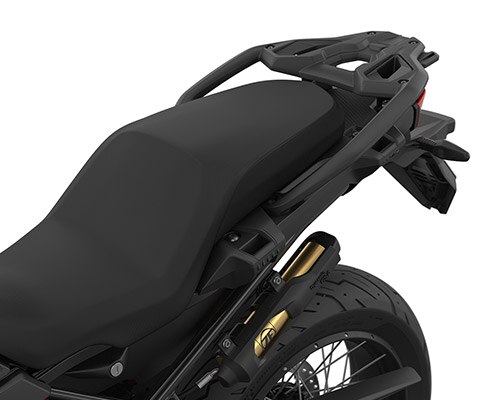 Βλέπουμε τη σέλα της F 850 GS.