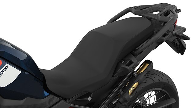 Βλέπουμε τη σέλα της F 850 GS.