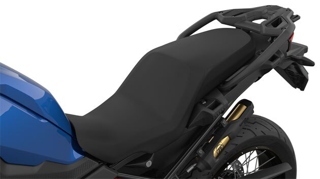Βλέπουμε τη σέλα της F 850 GS.