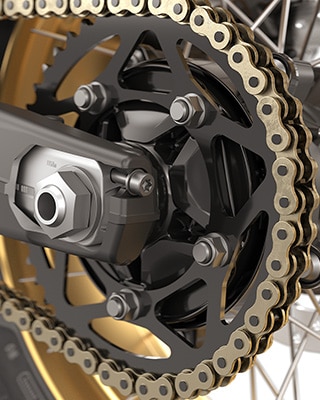 Η F 900 GS της BMW Motorrad με αλυσίδα M Endurance