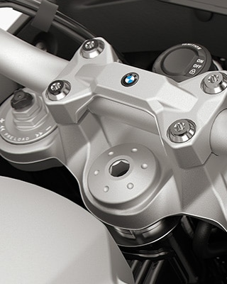 Το ρυθμιζόμενο πιρούνι της F 900 GS Adventure της BMW Motorrad