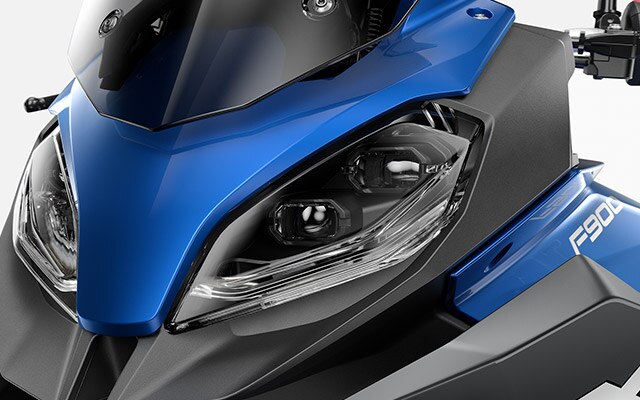 Βλέπουμε το σύστημα φωτισμού της F 900 XR