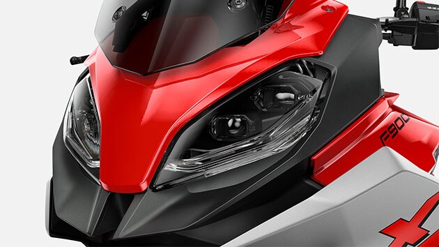 Βλέπουμε το σύστημα φωτισμού της F 900 XR.