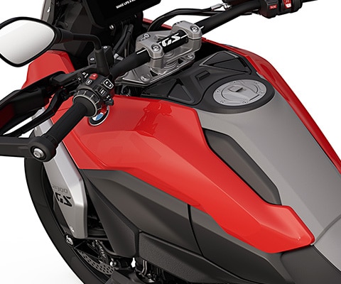 Η ενιαία γραμμή σέλας-ρεζερβουάρ της R 1300 GS της BMW Motorrad