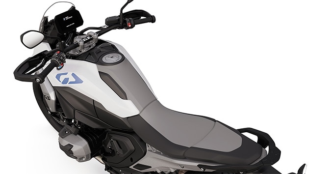Η ενιαία γραμμή σέλας-ρεζερβουάρ της R 1300 GS της BMW Motorrad