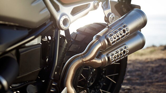 R nineT Scrambler σύστημα εξάτμισης