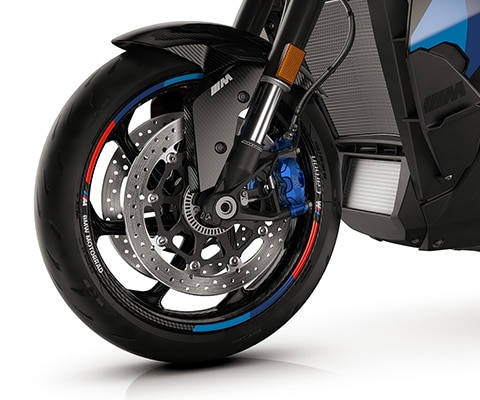 Οι προαιρετικοί τροχοί M Carbon της M 1000 XR της BMW Motorrad