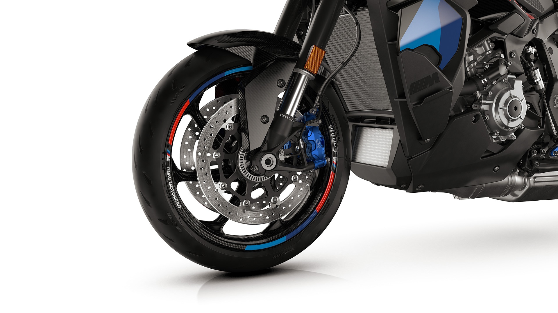 Οι προαιρετικοί τροχοί M Carbon της M 1000 XR της BMW Motorrad