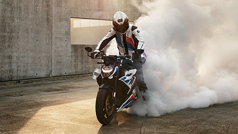 M R σε ένα burnout