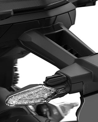 Το σπορ πίσω μέρος της F 900 R της BMW Motorrad