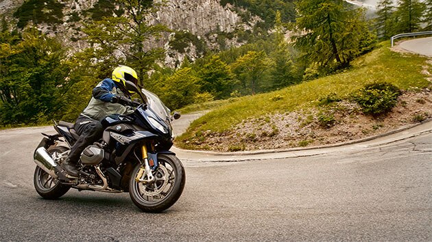 R 1250 RS διαδρομή με στροφές