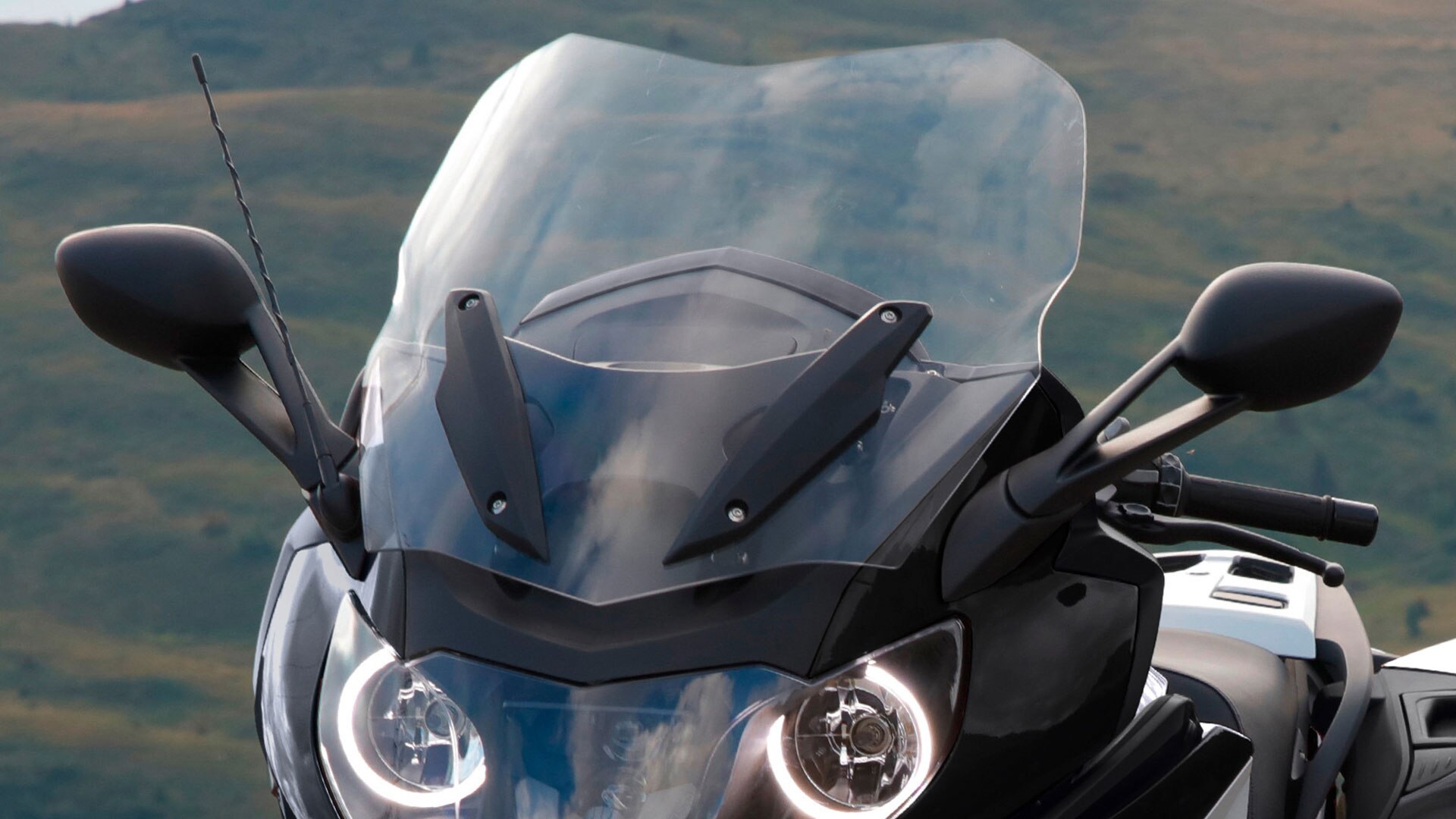 K 1600 GT windshield