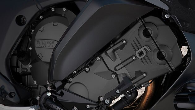 6-κύλινδρος σε σειρά κινητήρας K 1600 GT σε πολλά χρώματα