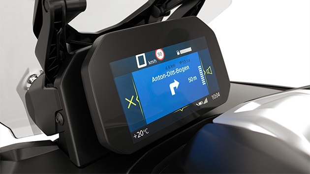 Το BMW C 400 GT με Connectivity Pro