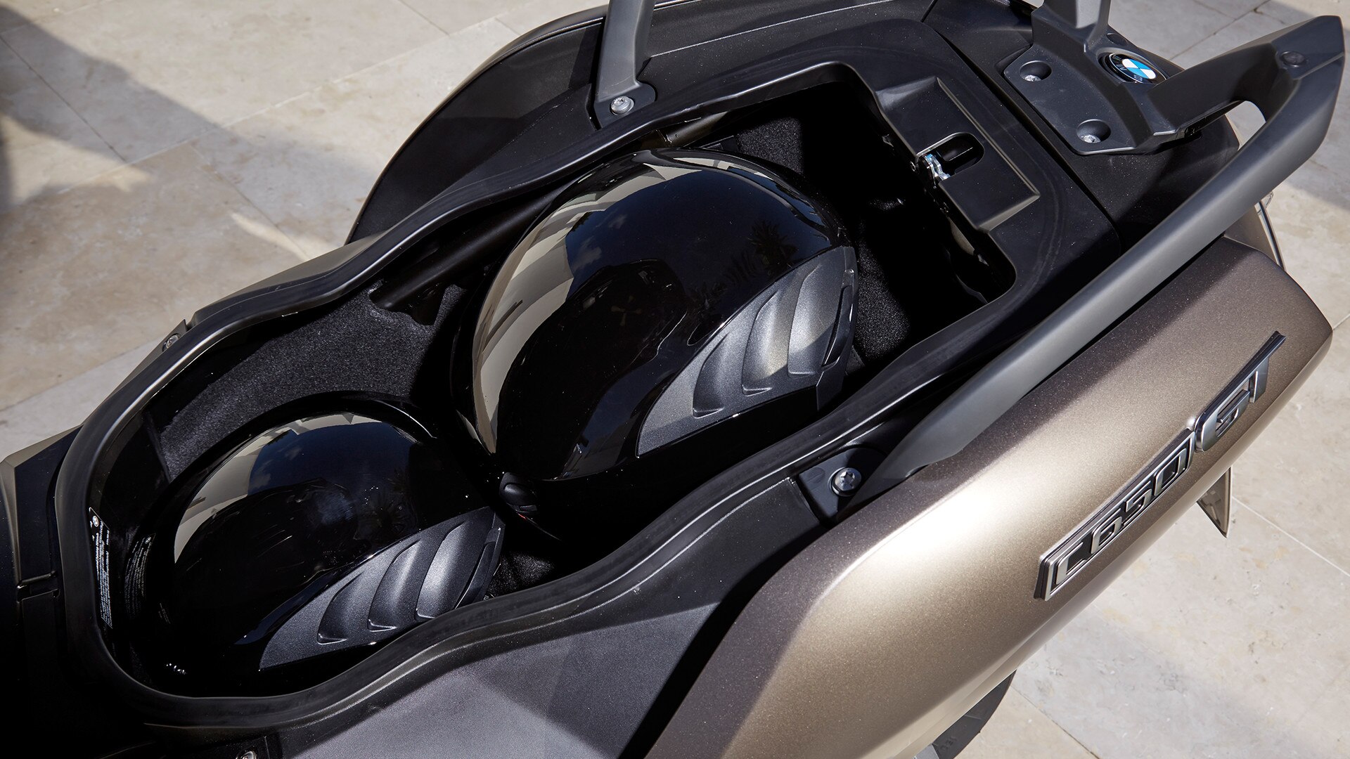 C 650 GT αποθηκευτικός χώρος