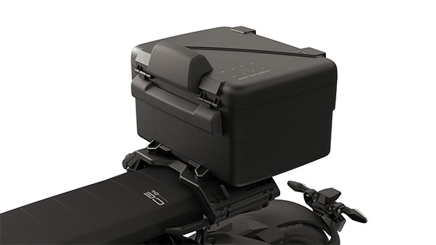 Η βαλίτσα topcase Vario του CE 04 της BMW Motorrad